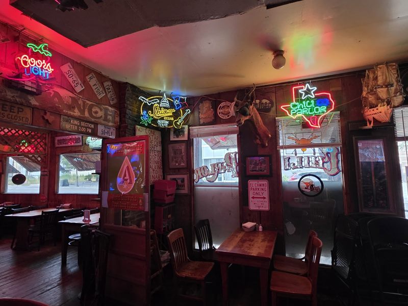 Texas Chili Parlor interior